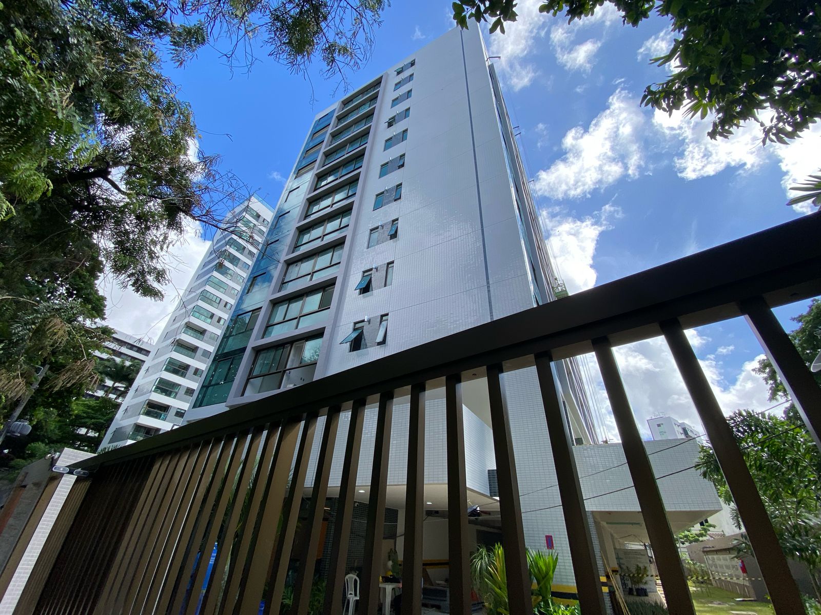 Apartamento a venda em Casa Forte Recife 1 Quarto