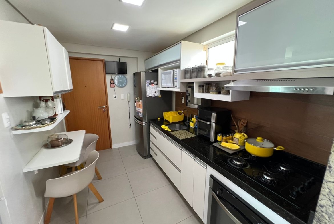 Apartamento à Venda no Prado 3 Quartos no Edf Rio Parintins
