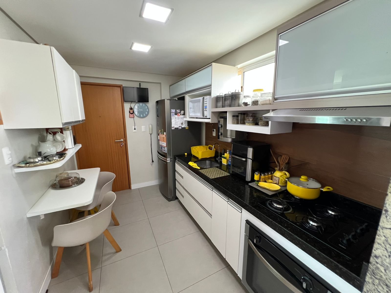 Apartamento à Venda no Prado 3 Quartos no Edf Rio Parintins
