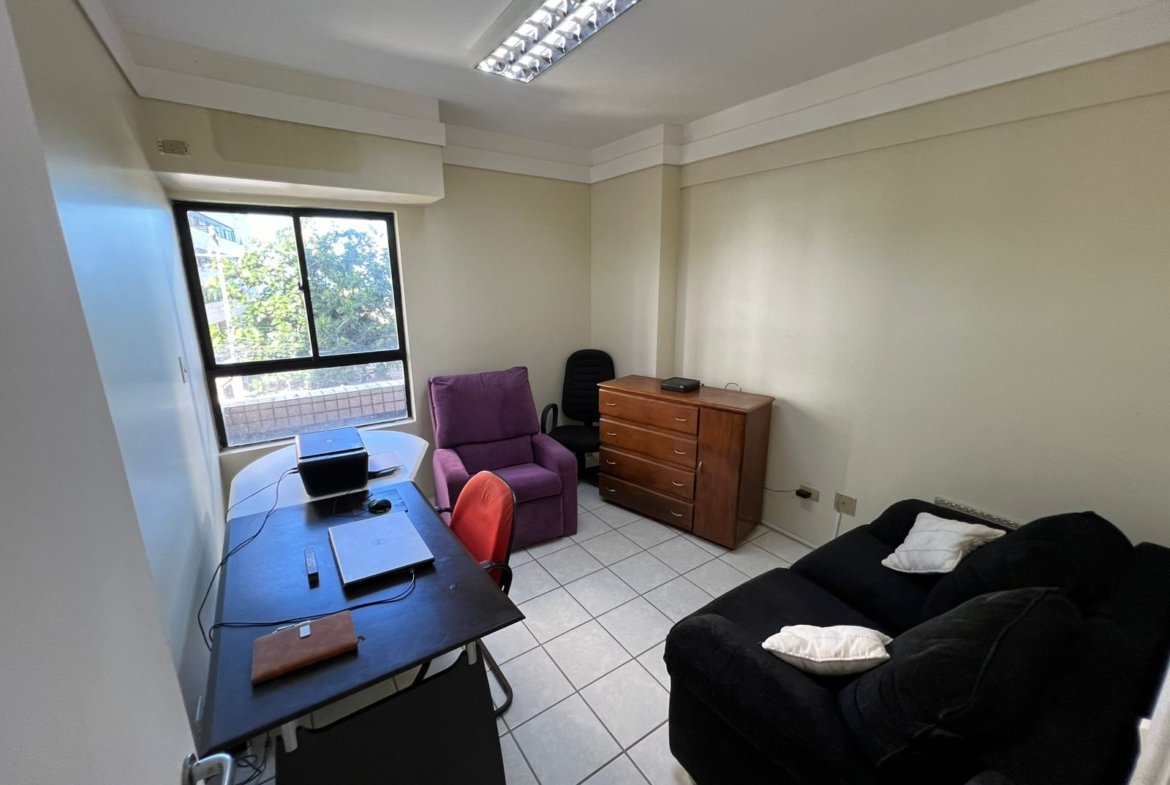 Apartamento a Venda em Candeias a 100 Metros do Mar