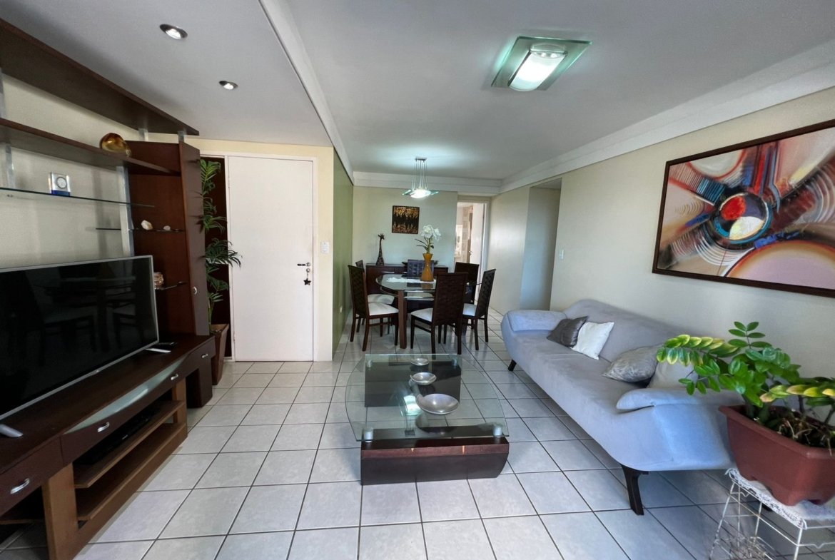 Apartamento a Venda em Candeias a 100 Metros do Mar