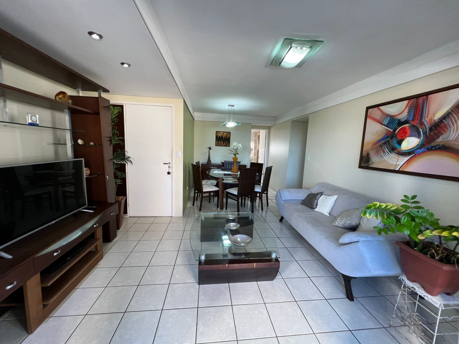Apartamento a Venda em Candeias a 100 Metros do Mar