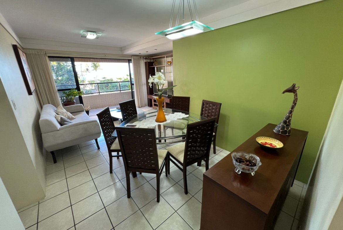 Apartamento a Venda em Candeias a 100 Metros do Mar