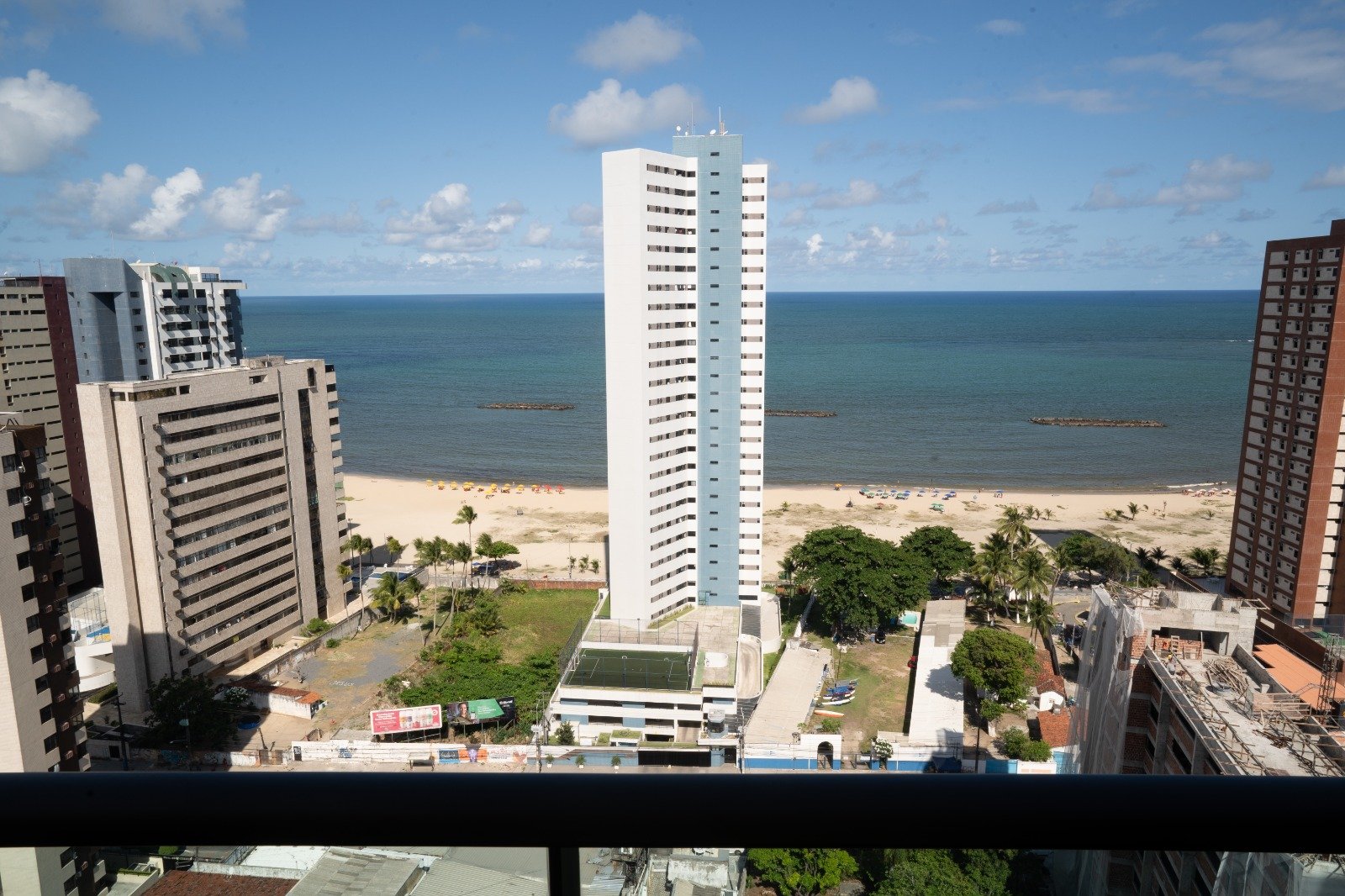 Apartamento à Venda no Candeias Prince Beach Home