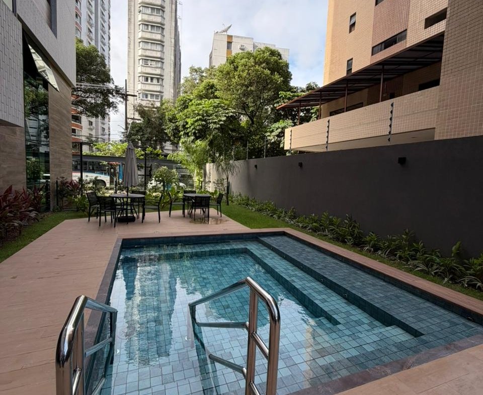 Flat a Venda no Espinheiro Terraço 48